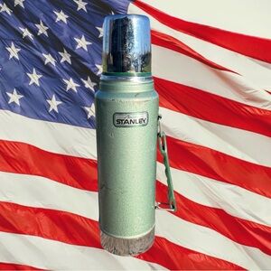 Stanley Aladdin Quart Thermos 80’s model